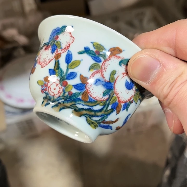 瓷片景德镇陶瓷杯子。绿