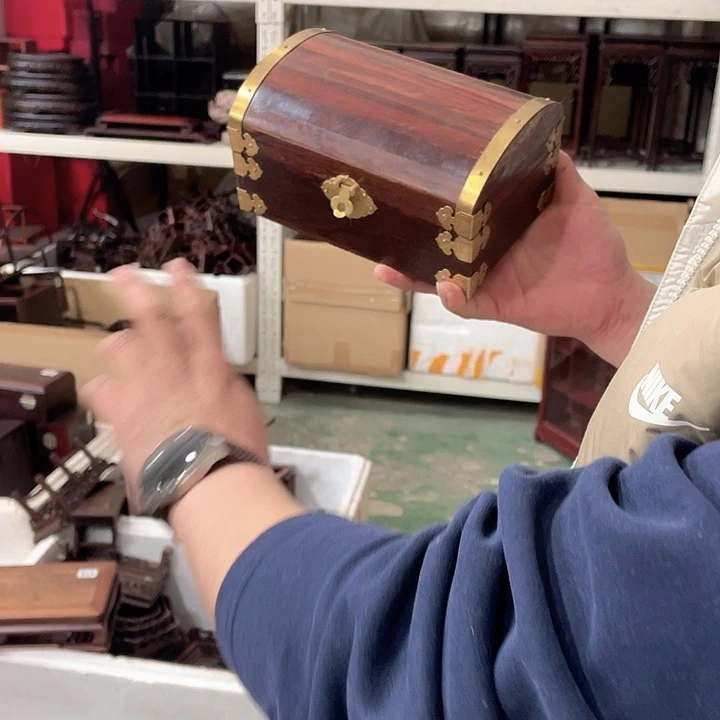 紫砂茶叶罐工艺品