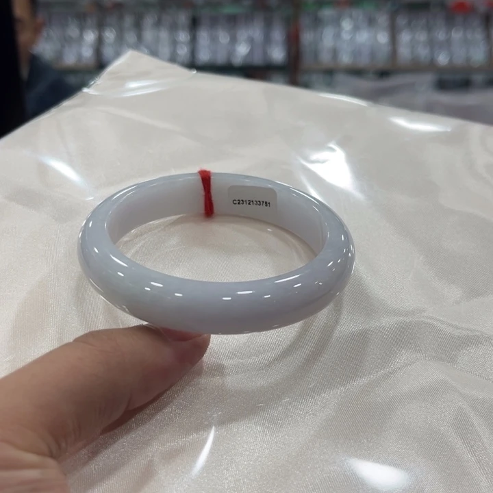 翡翠未镶嵌手镯缅甸翡翠 A 货手镯