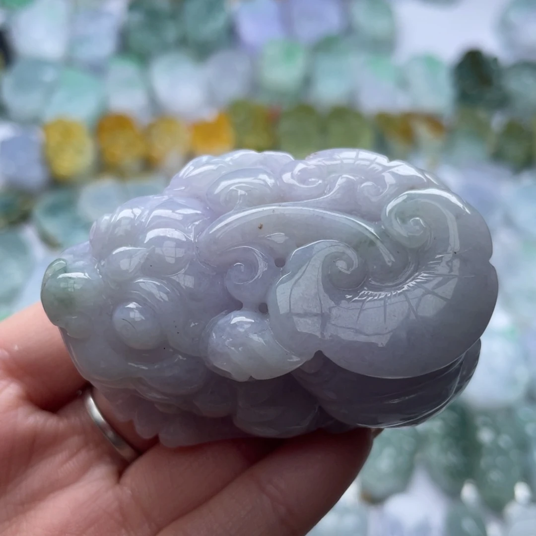 翡翠颈饰未镶嵌貔貅