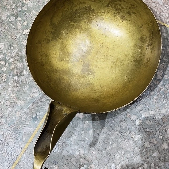 细*老式铜器古朴厚重
