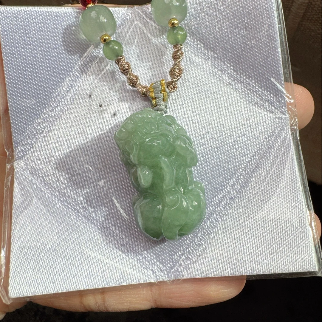 铭铭有你天然翡翠玉貔貅（A货）绿 配检测证书