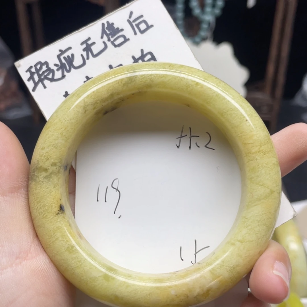 未镶嵌蛇纹石玉手镯