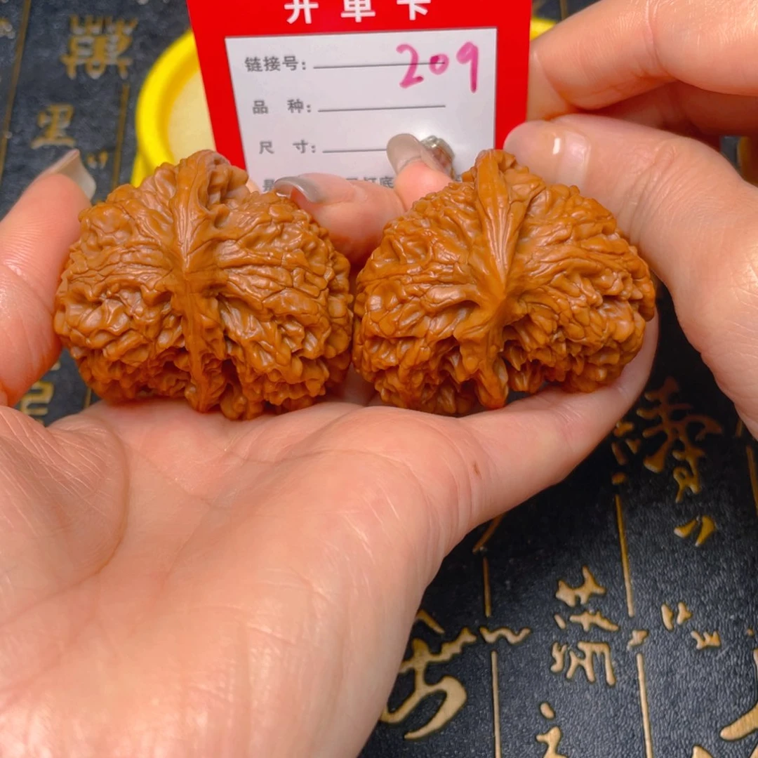 桃核吊坠沧****你文玩核桃