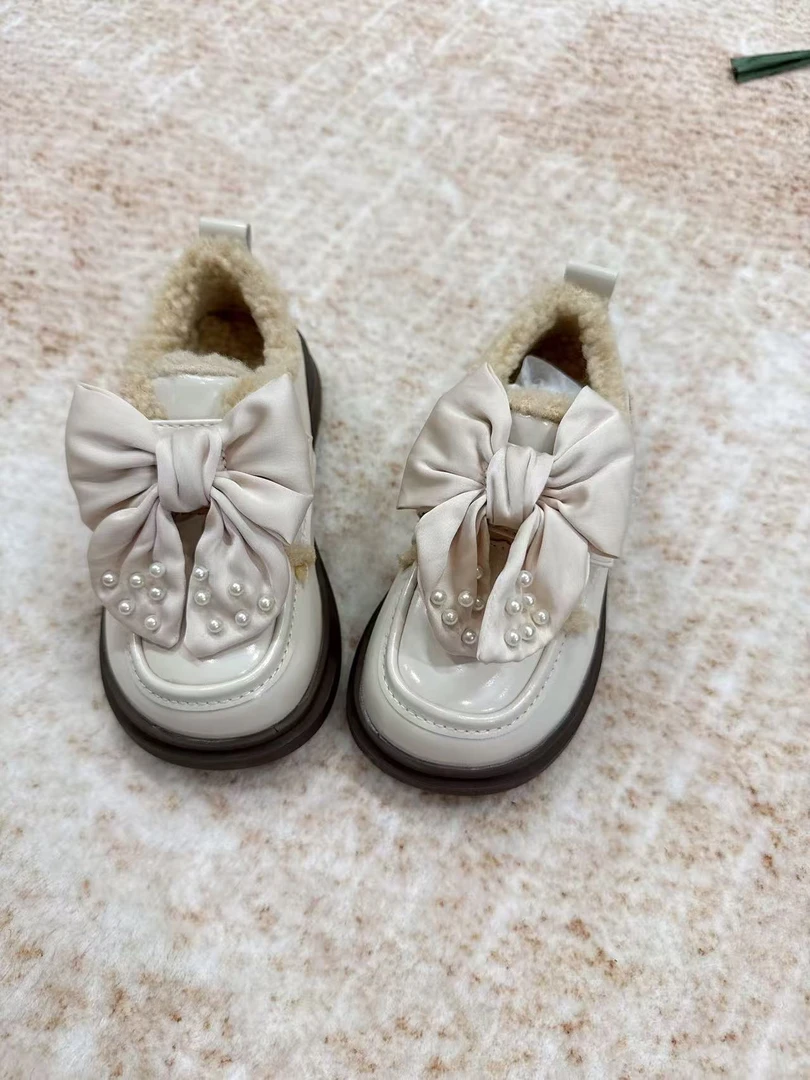 QKY1801儿童时尚百搭舒适加绒皮鞋