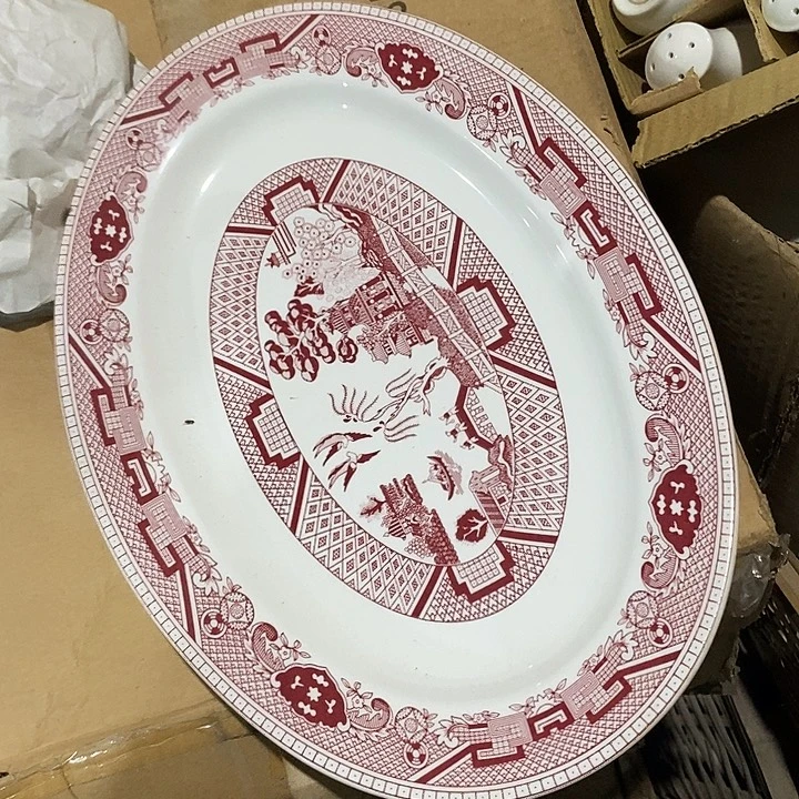 陶瓷盘子碗砂锅都有！