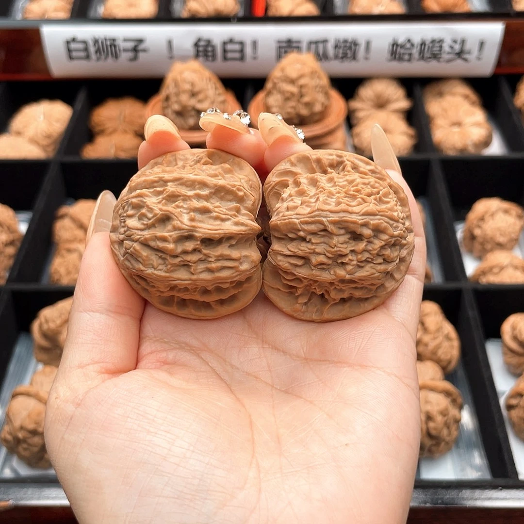 把件文玩核桃43白狮子全品主筋对齐，近三角，S4301
