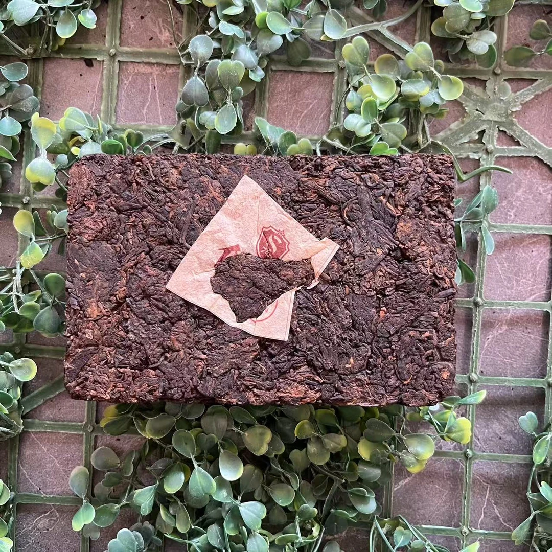 雨腾古茶  千N古W"福S无L"X浆250g/砖 (7月27）