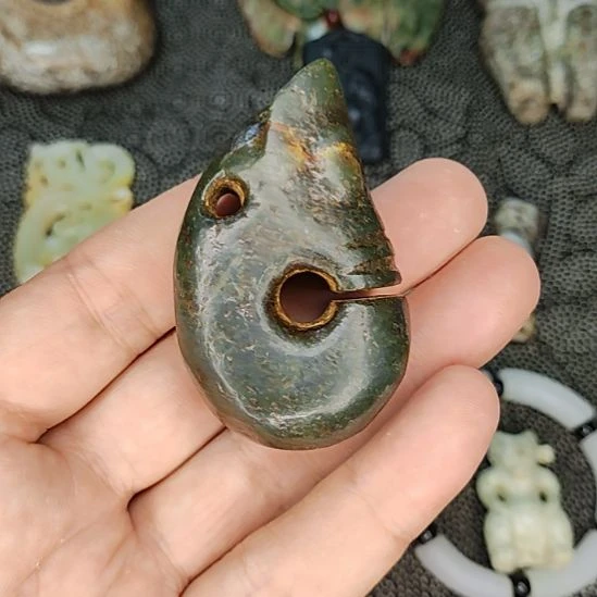 把件龙脊菩提物件优美，欢迎咨询