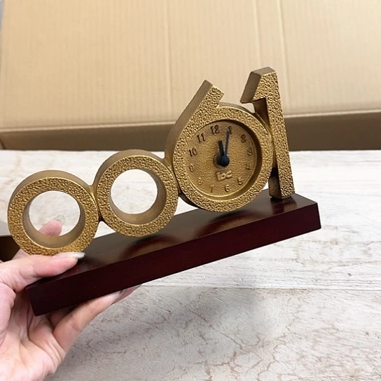 精品摆件。             