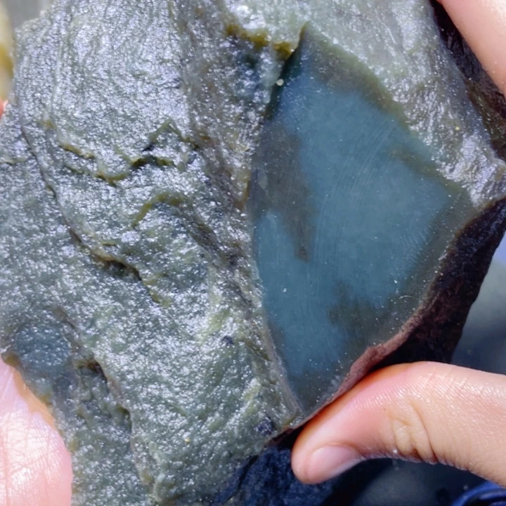 和田玉未镶嵌珠宝半成品