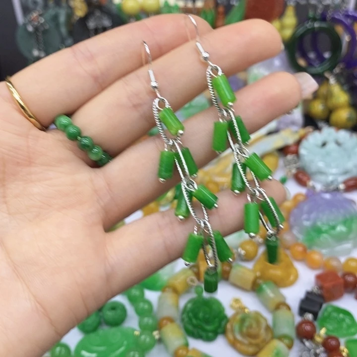 翡翠未镶嵌颈饰耳坠14