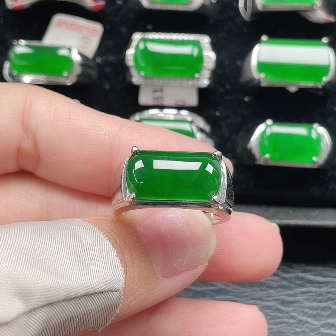 翡翠银S925镶嵌戒指天然A货翡翠没运费险4087