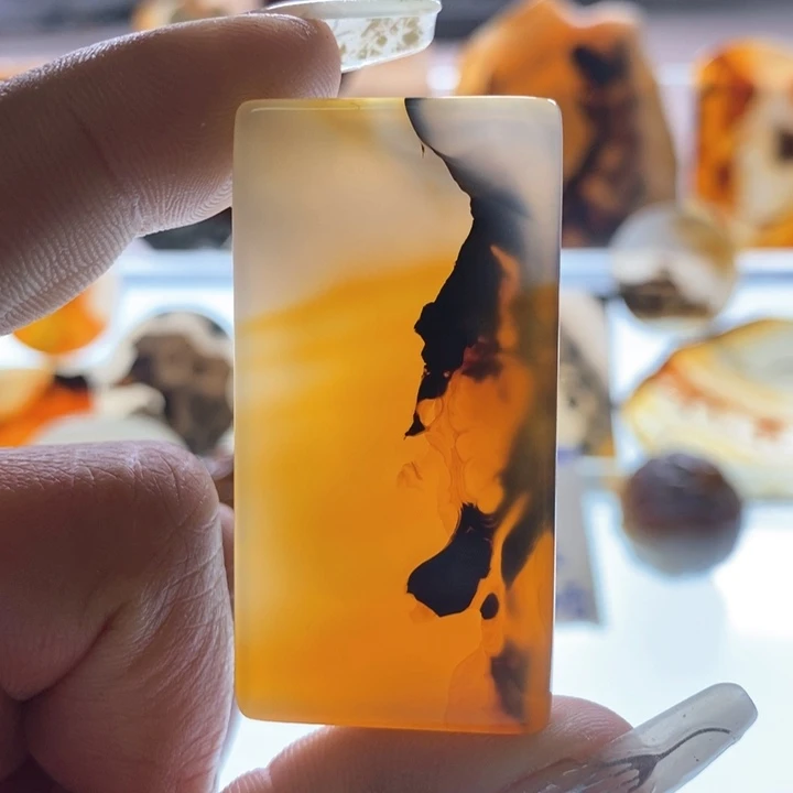 玛瑙/玉髓颈饰未镶嵌