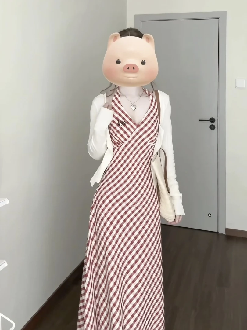 2025夏季海边度假法式气质套装防晒针织衫挂脖格纹连衣裙两件套女