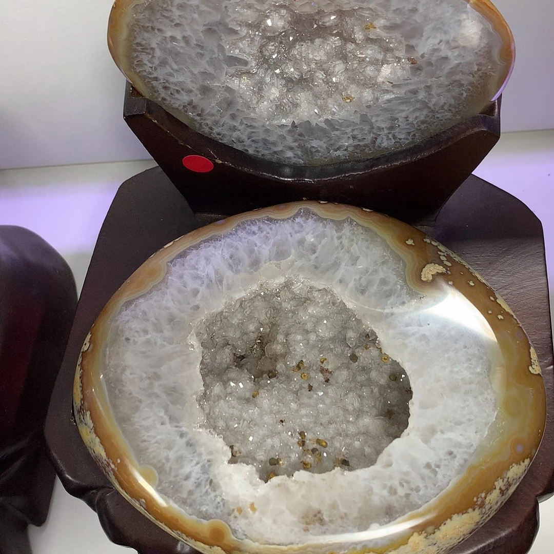 B***壕未镶嵌水晶大型摆件（非配饰）