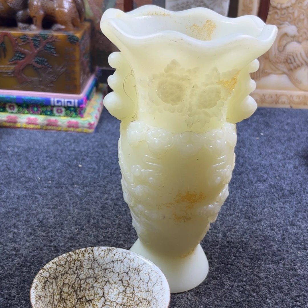 精美手工制作瓷瓶