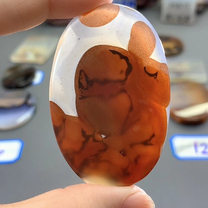 未镶嵌颈饰玛瑙/玉髓