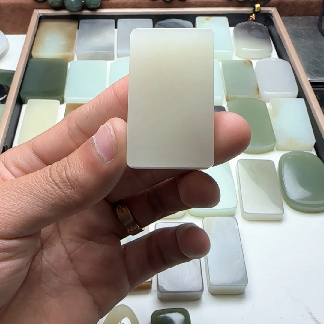 和田玉未镶嵌颈饰用****3