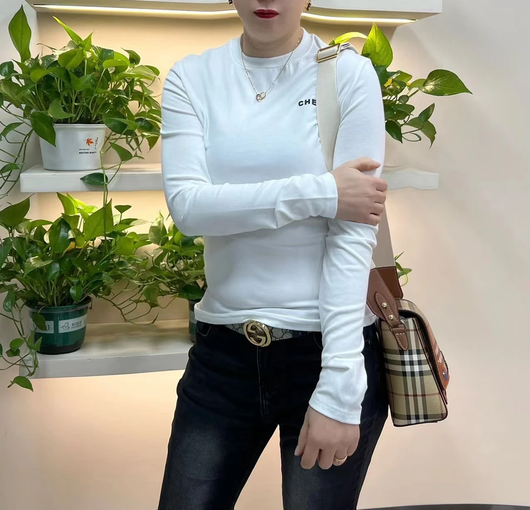 【8382】2025年时尚百搭款圆领长袖T恤女士