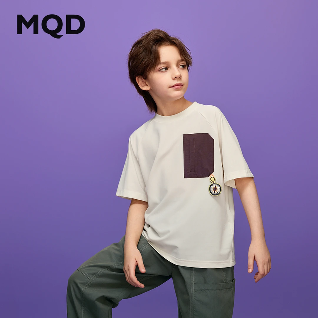MQD童装25夏季新品学院风潮酷休闲撞色口袋拼接短袖T恤9652W0379