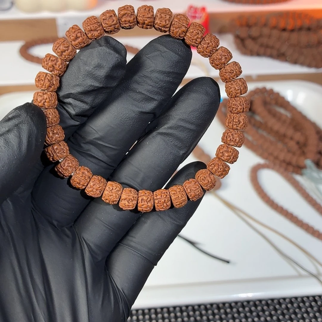 金刚菩提吊坠藏切单圈盘龙纹手串