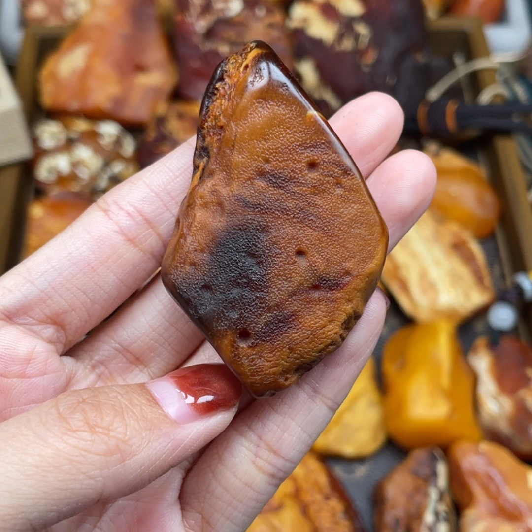 琥珀未镶嵌珠宝奇石