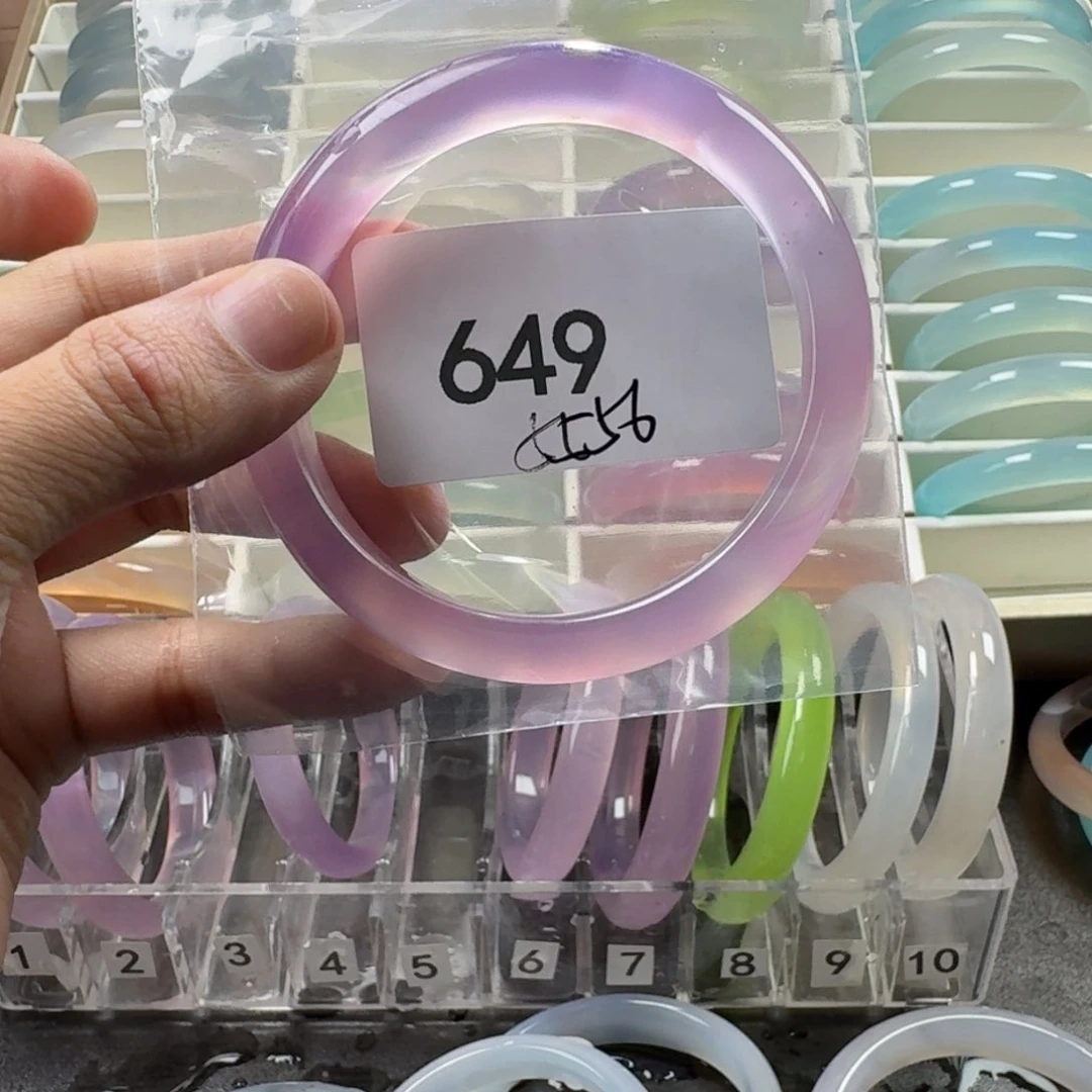 玛瑙/玉髓手镯未镶嵌