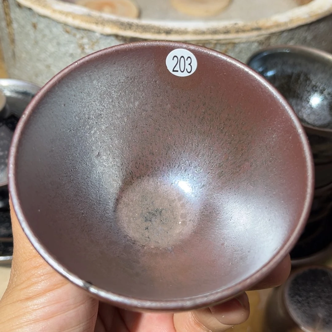茶盏义兴龙窑坚持真柴烧