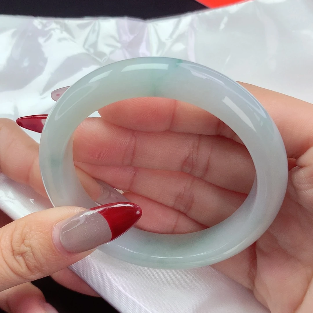 【闪购商品】翡翠手镯未镶嵌a 191174