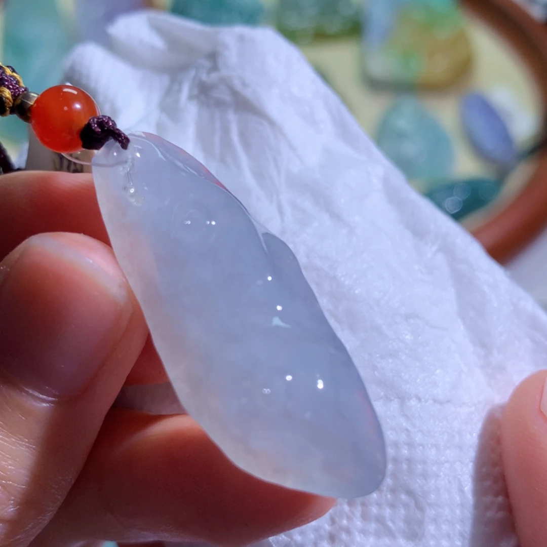 【闪购商品】翡翠未镶嵌吊坠(不含链) 2411