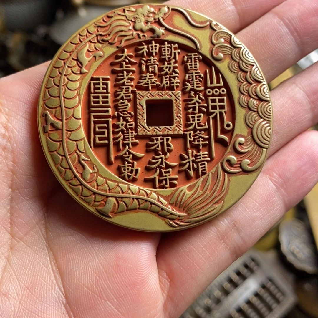 精美铜器做工精良