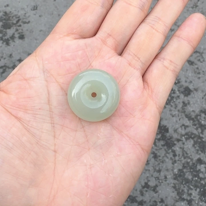 和田玉未镶嵌吊坠(不含链)