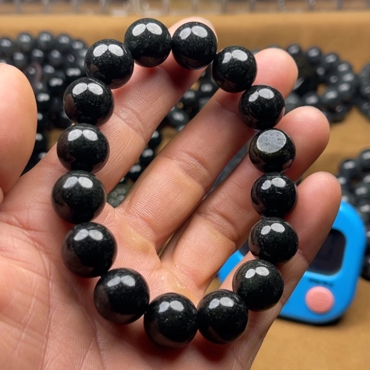 情***灵和田玉未镶嵌手串