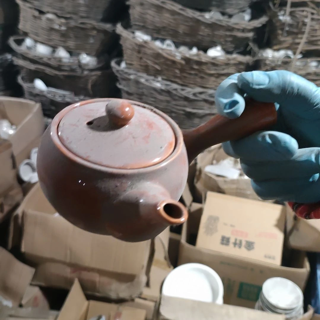摆件陶瓷盘子碗啥都有