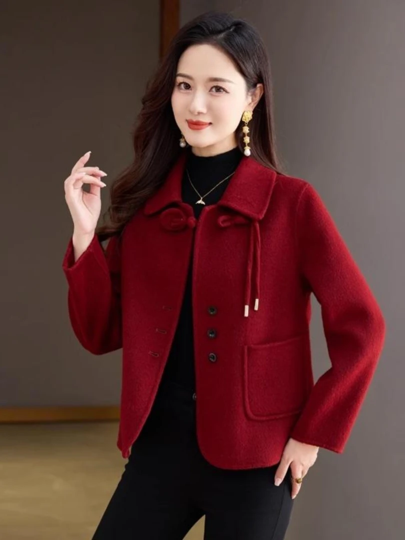 酒红色短款双面呢子气质大衣女秋冬新款小个子毛呢子盘扣外套