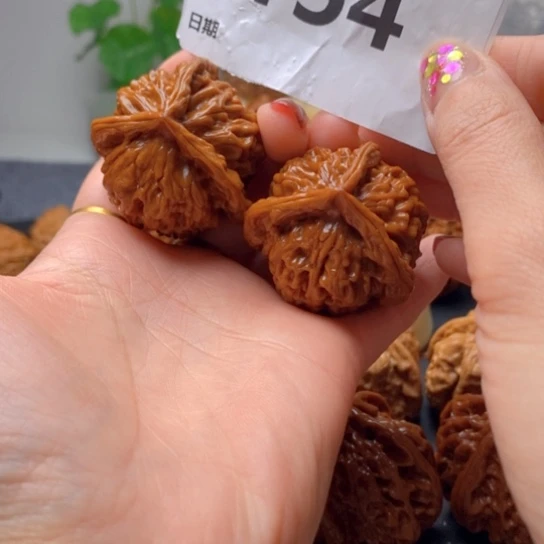 郝***）吊坠文玩核桃全品41➕三棱154