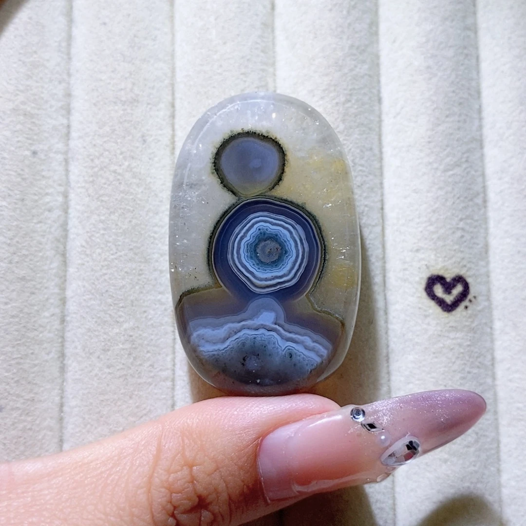 大***道未镶嵌颈饰玛瑙/玉髓