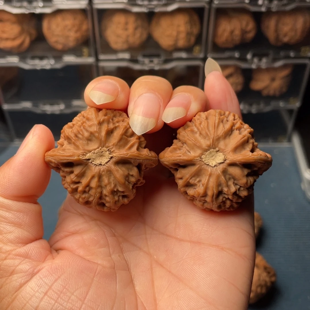 把件文玩核桃40宫灯