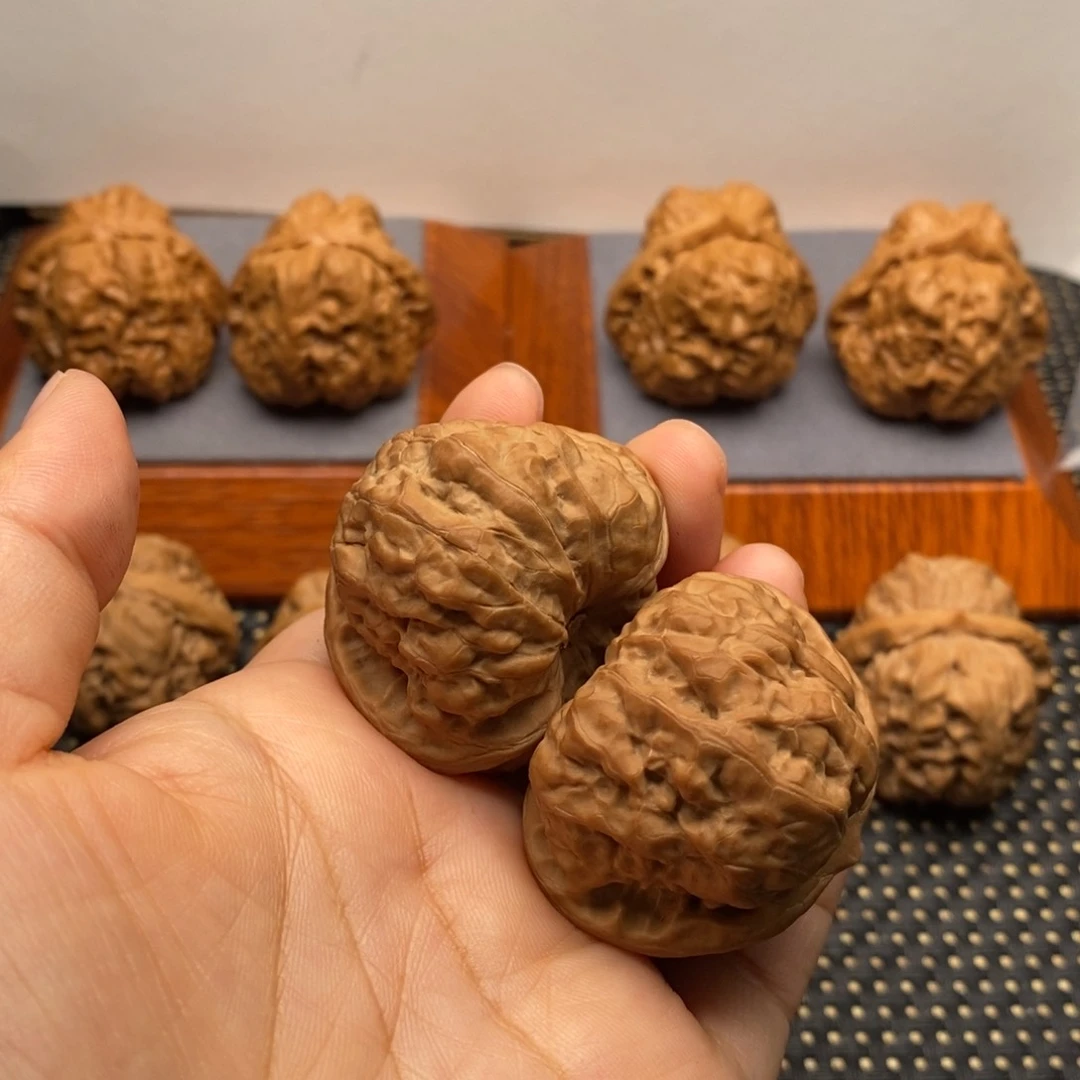 龘***龘文玩核桃把件全品边41左右
