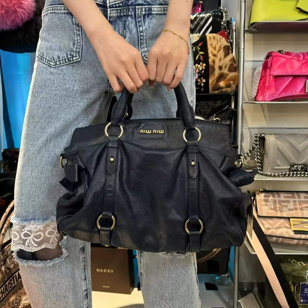 95新 MIU MIU/缪缪 辣辣/油蜡侧边蝴蝶结手提斜挎包