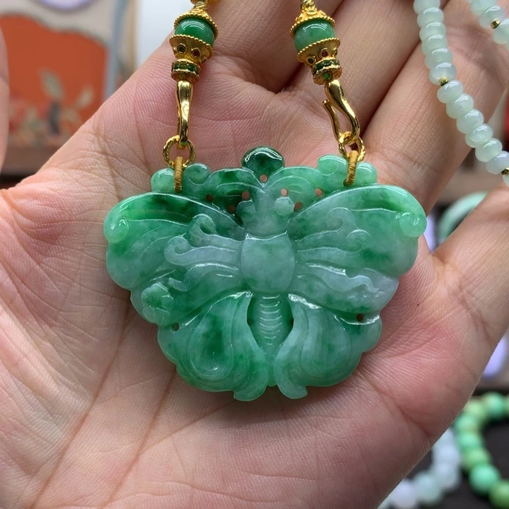 吊坠(赠链)未镶嵌翡翠
