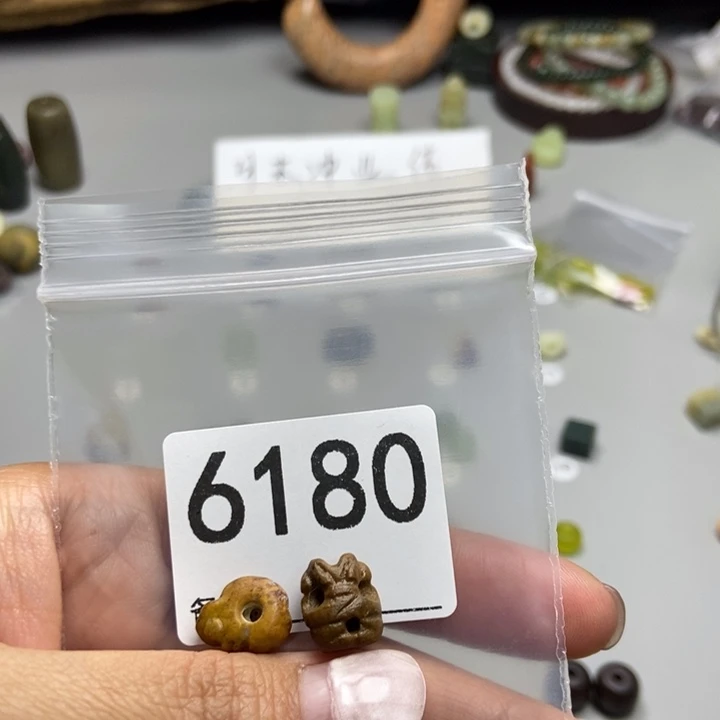 用***1蛇纹石玉未镶嵌项链