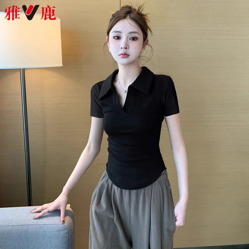 雅鹿V黑色polo领短袖t恤女夏2025新款弧形下摆设计感小众修身显瘦