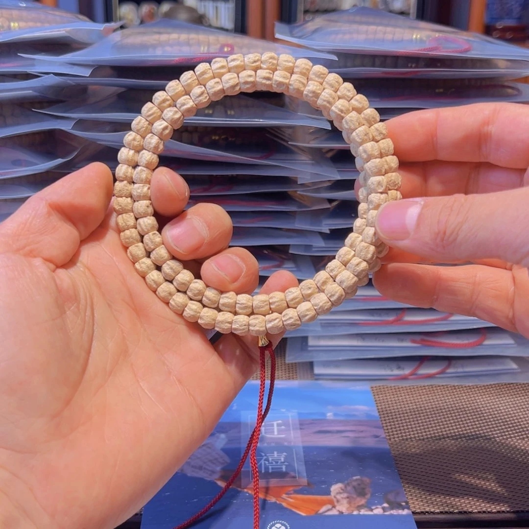 柏香籽/百香籽吊坠成*?