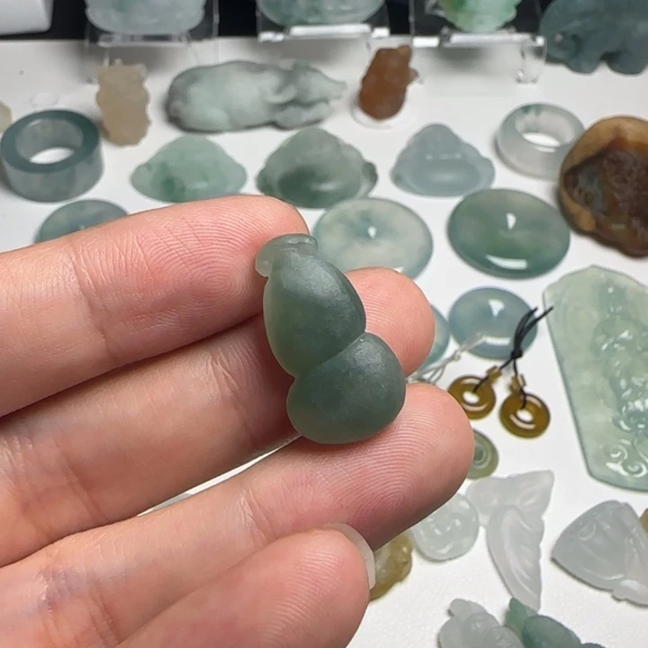 定制翡翠未镶嵌天然缅甸翡翠葫芦