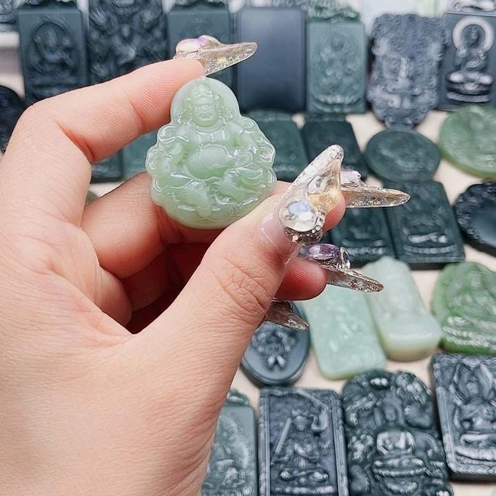 和田玉未镶嵌颈饰