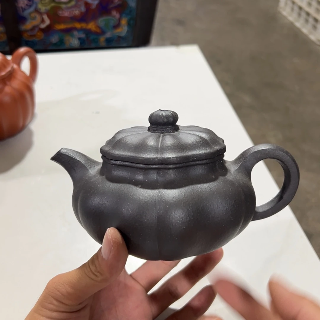 老厂紫砂壶一件！