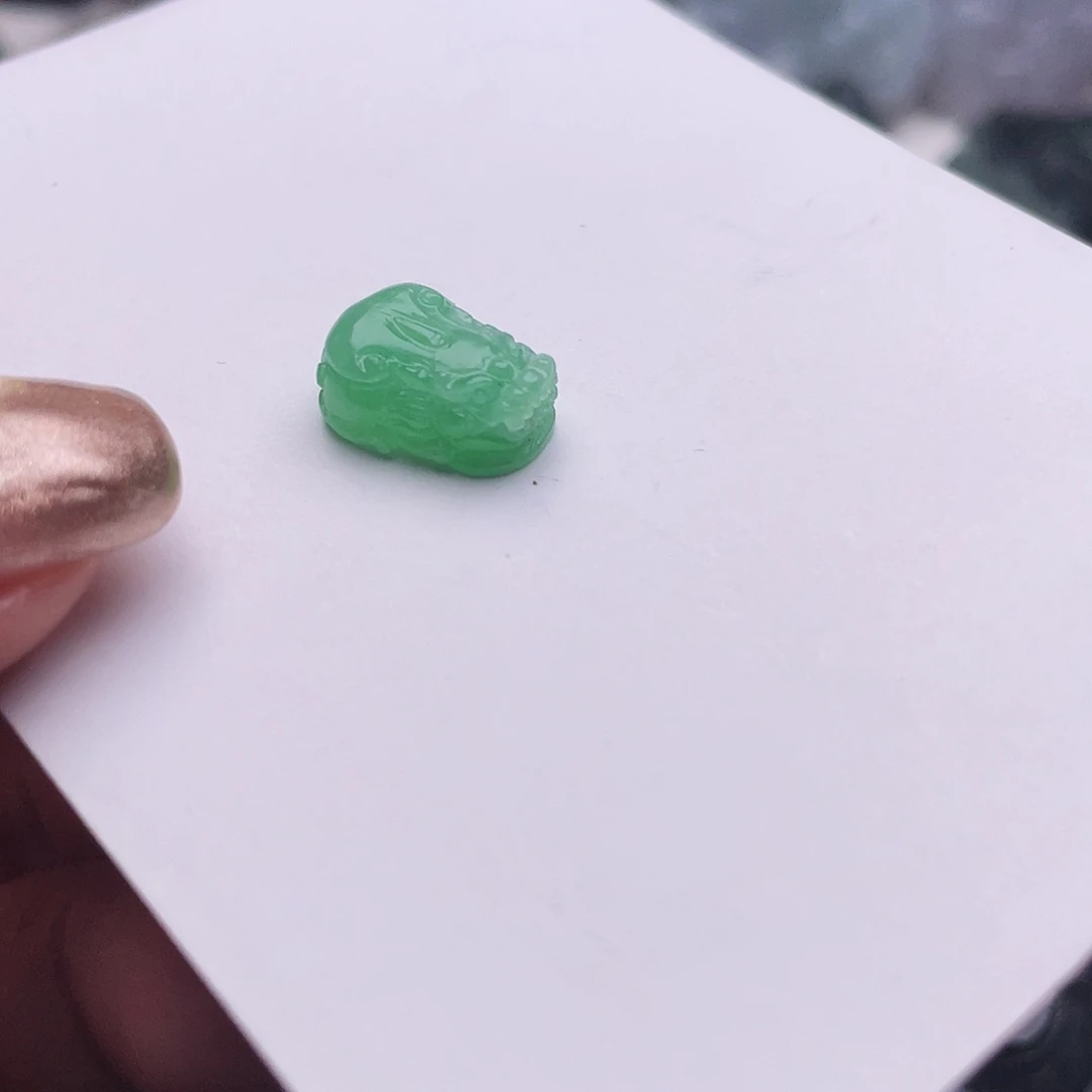 未镶嵌定制翡翠天然