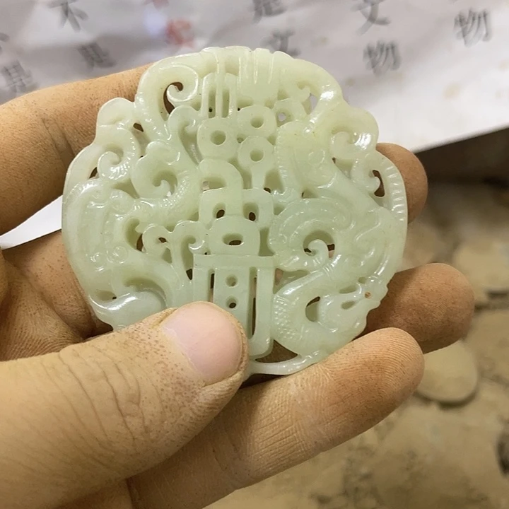 未镶嵌和田玉（糖玉）挂件